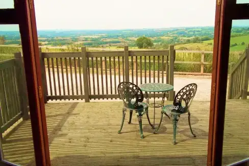 Hare Cottage at Coombe Barn Cottages, Sleeps 2, Last minute availability