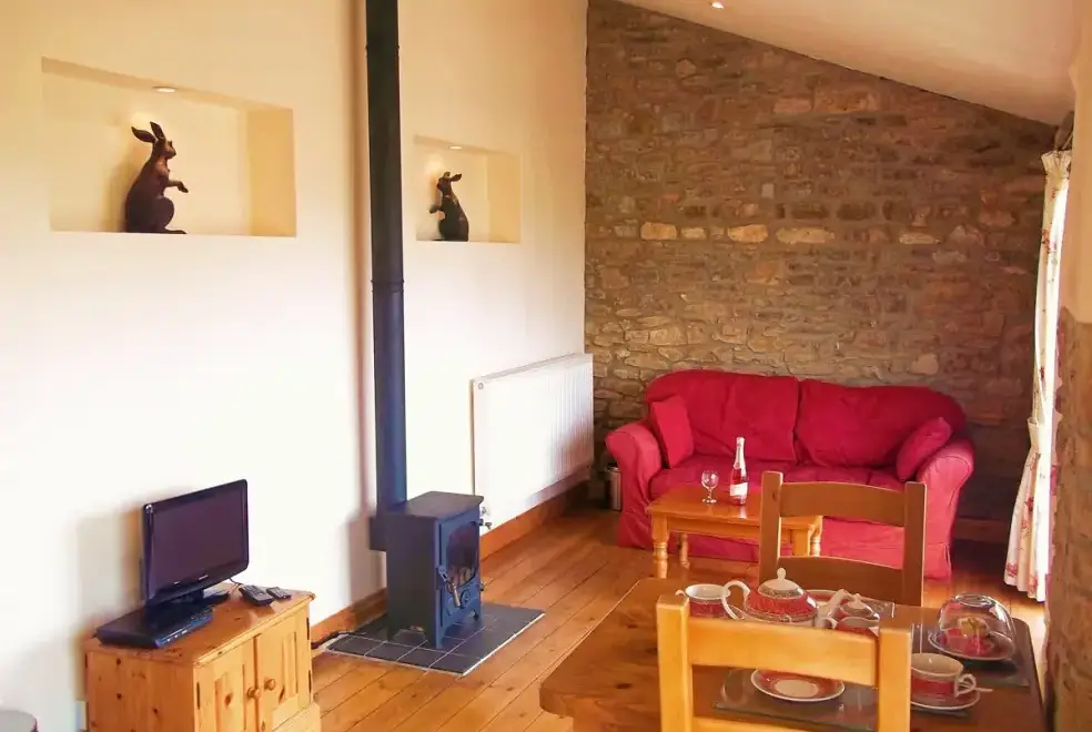 Lounge at Hare Romantic Retreat