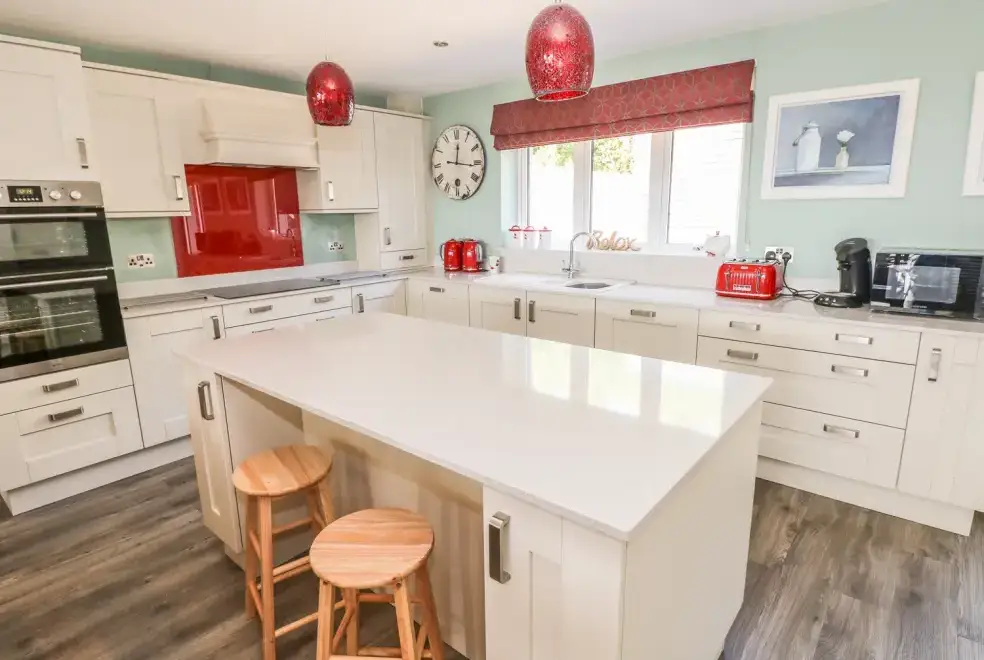 Well equipped kitchen at Harmon Vale