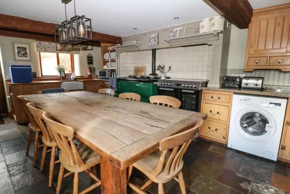 Farmhouse style kitchen at Hazel Barn