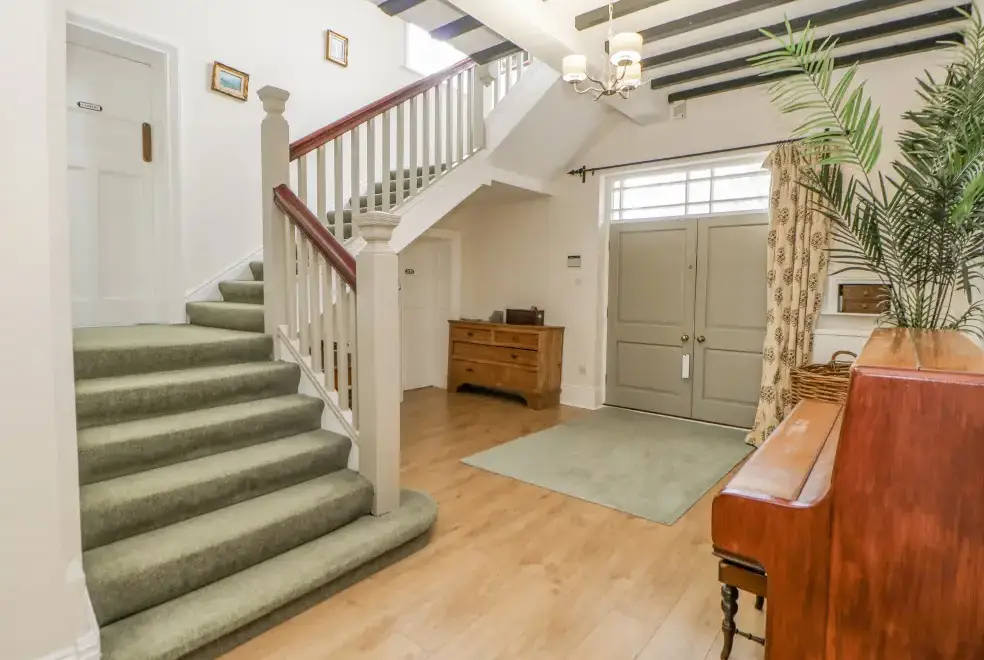 Heatherbrae, from the outside