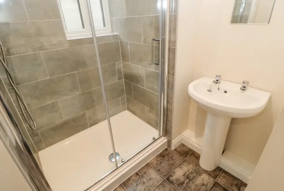 Shower room at Heatherbrae