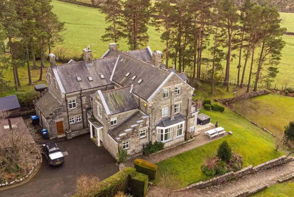 Heatherbrae, from the outside