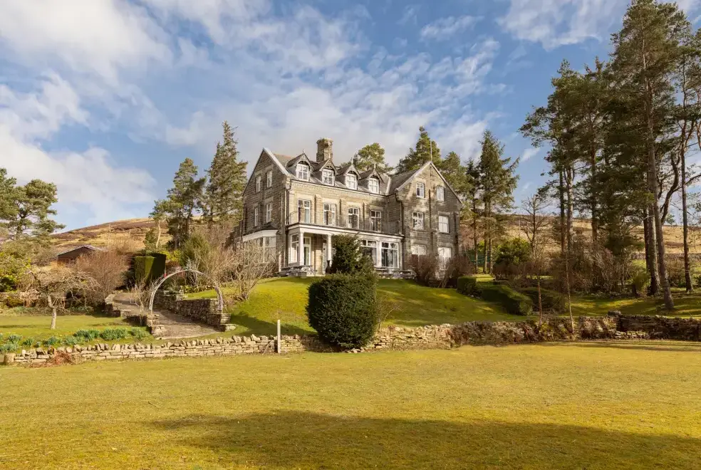 Heatherbrae, from the outside