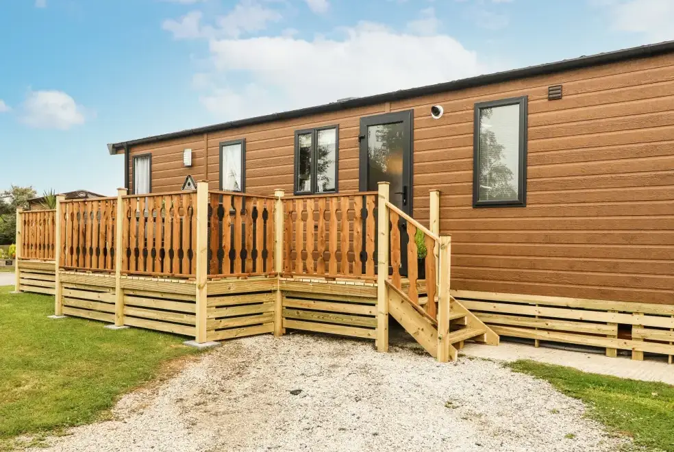 Decked area at Hedgehog Lodge