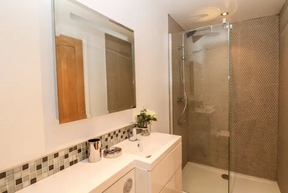 Shower room at Helford