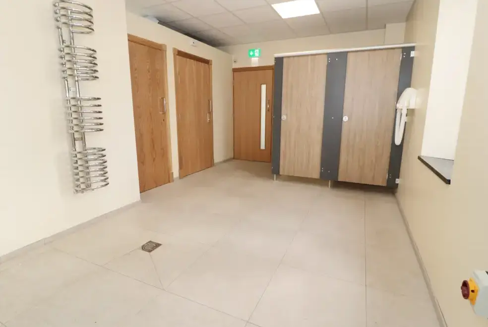 Loo at Hemmel Rural Retreat with Hot Tub