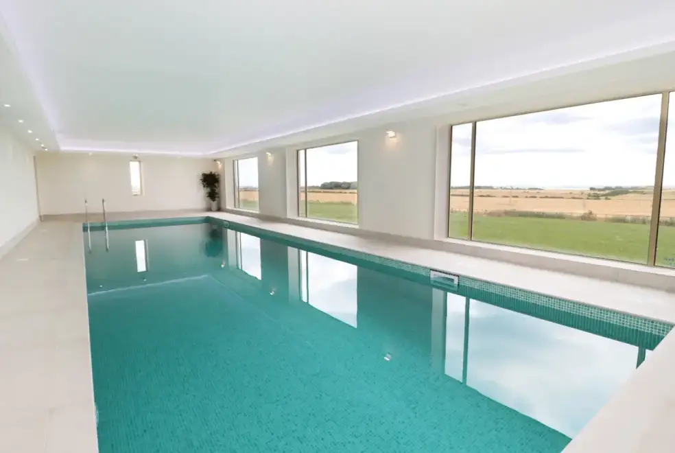 Private Swimming Pool at Hemmel Rural Retreat with Hot Tub