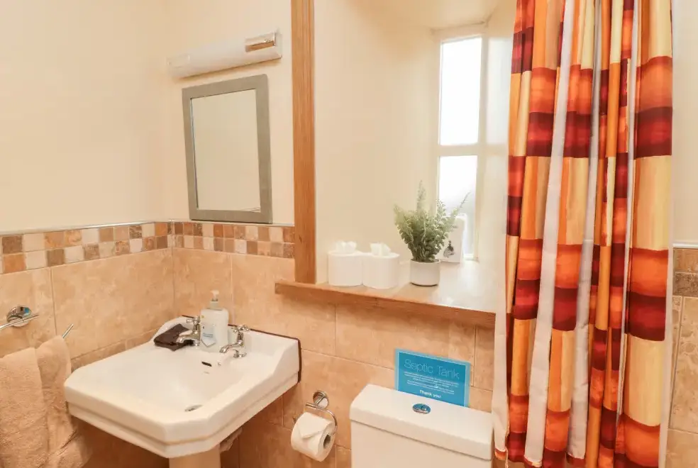 Family bathroom at Hemmel Rural Retreat with Hot Tub