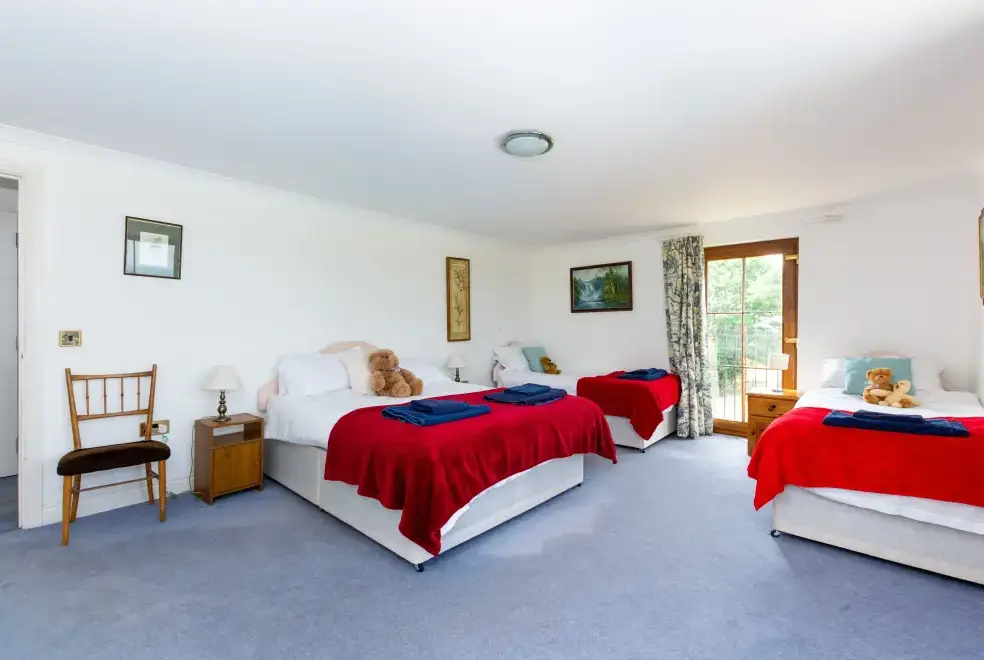 Bedroom at High Cloud