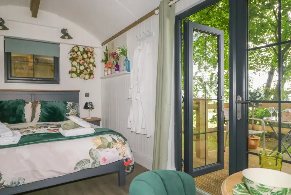 Bedroom at High Rigg Shepherd's Hideaway