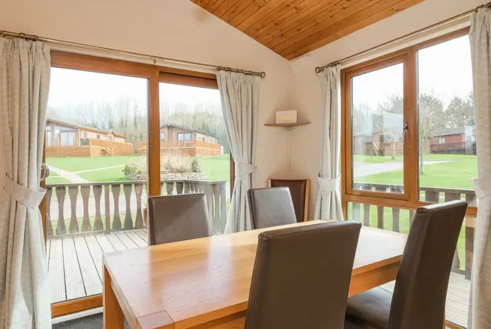 Dining room at High Tide