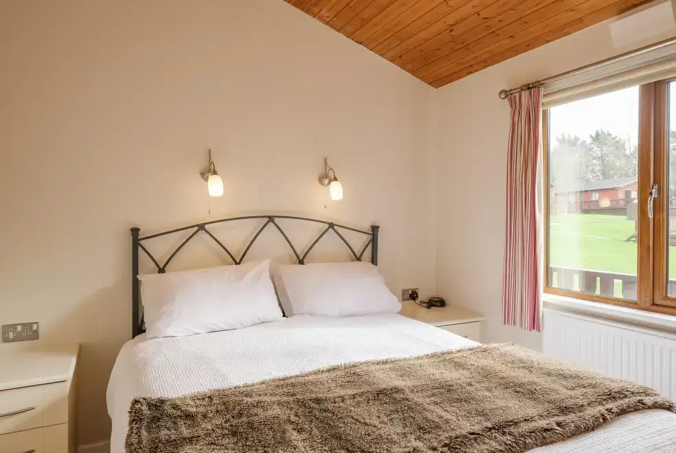 Bedroom at High Tide