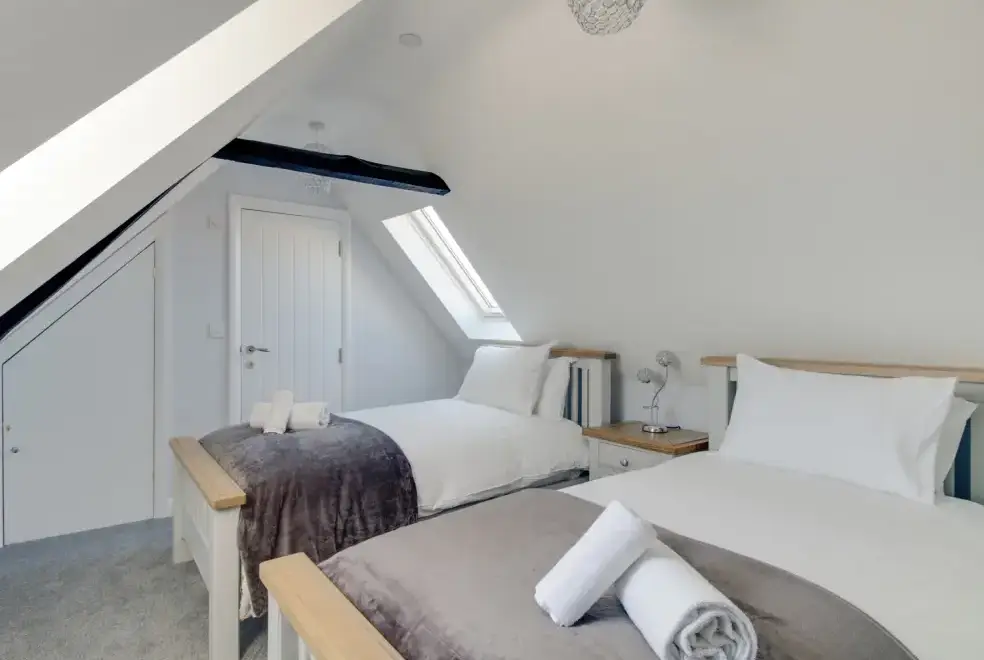 Bedroom at High Tide