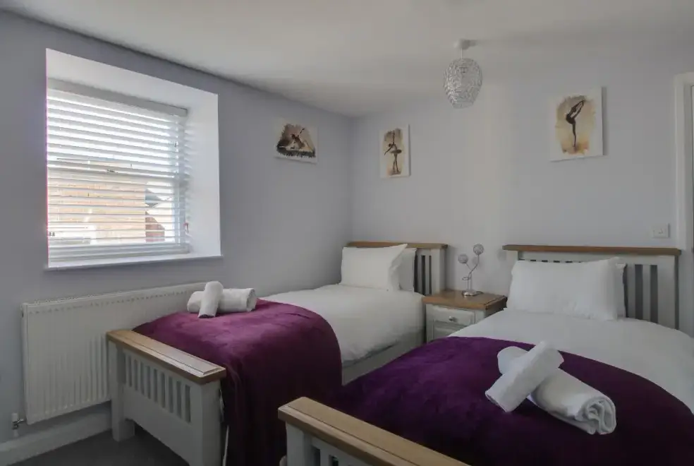 Bedroom at High Tide