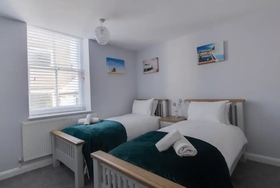 Bedroom at High Tide