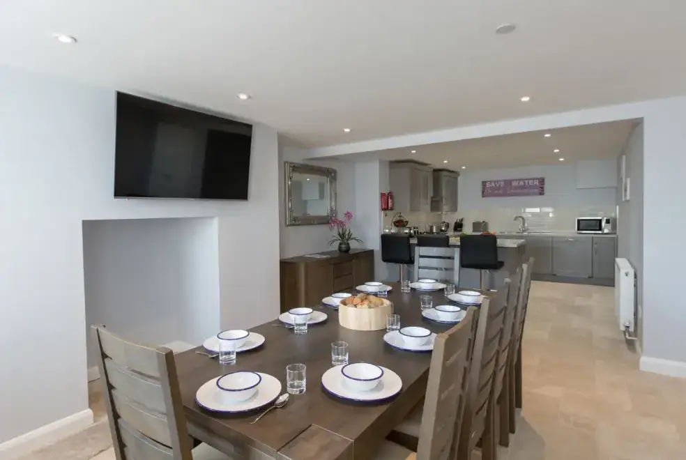 Kitchen/diner at High Tide