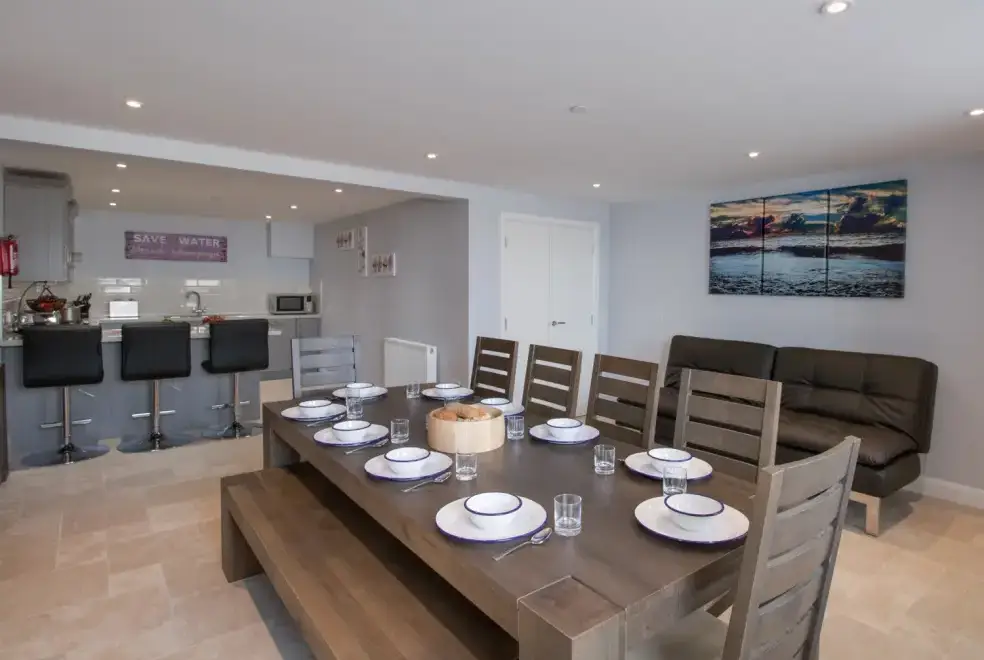 Kitchen/diner at High Tide