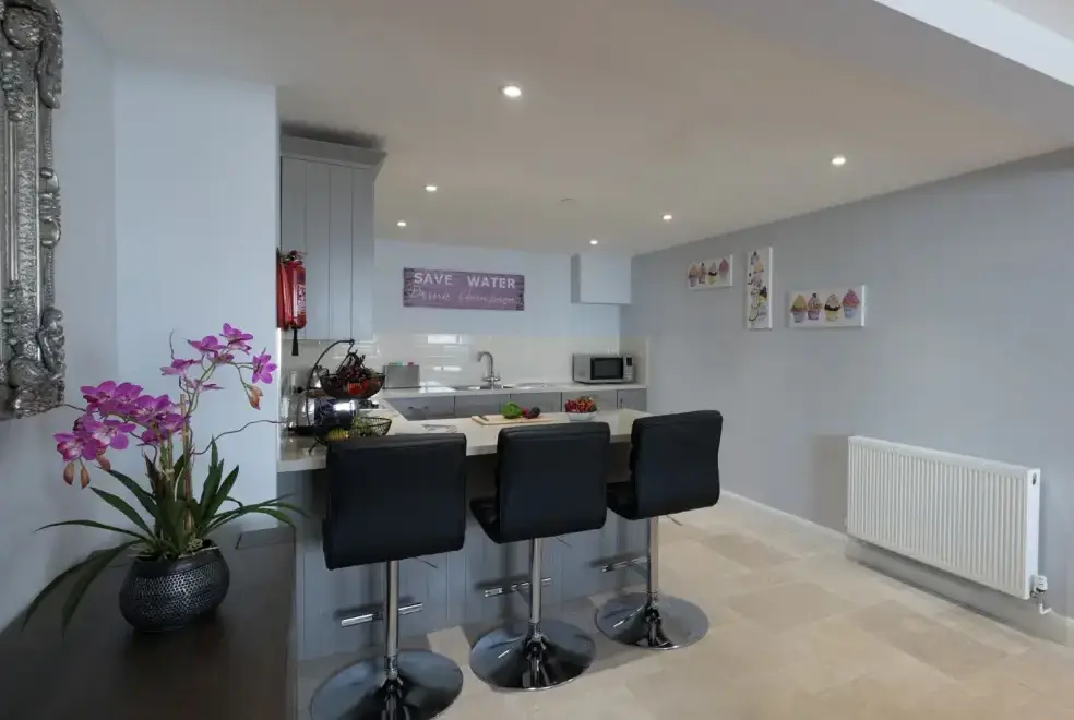 Kitchen/diner at High Tide