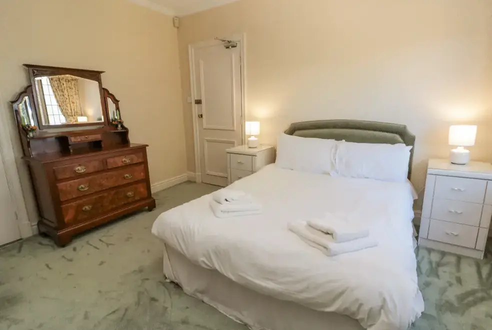 Bedroom at Highcliffe Manor