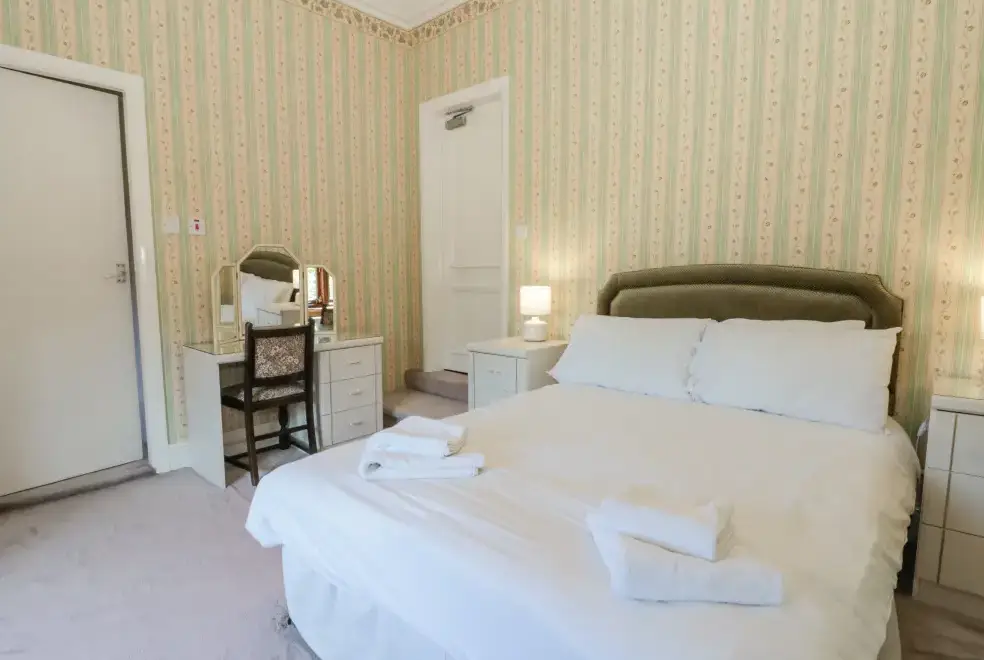 Bedroom at Highcliffe Manor