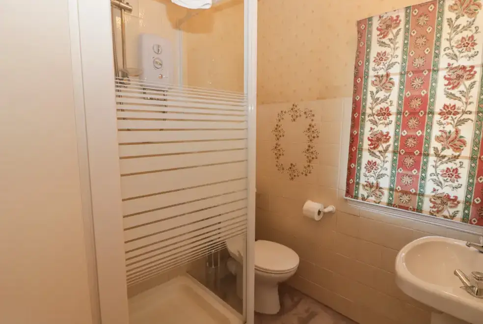 Shower room at Highcliffe Manor