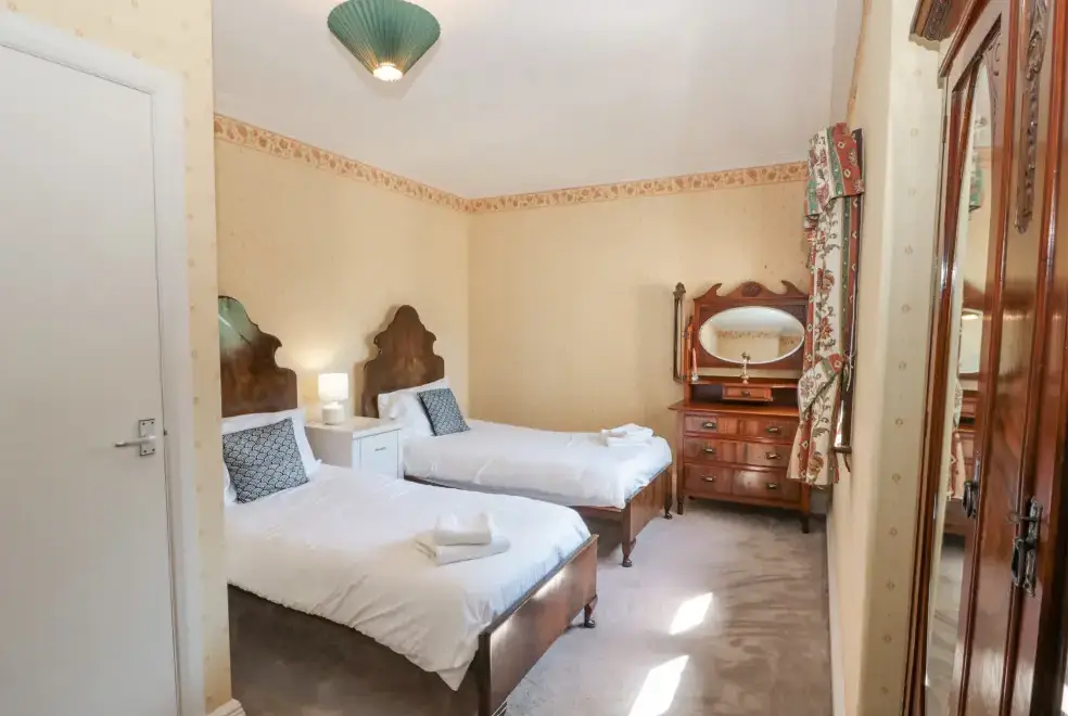 Bedroom at Highcliffe Manor