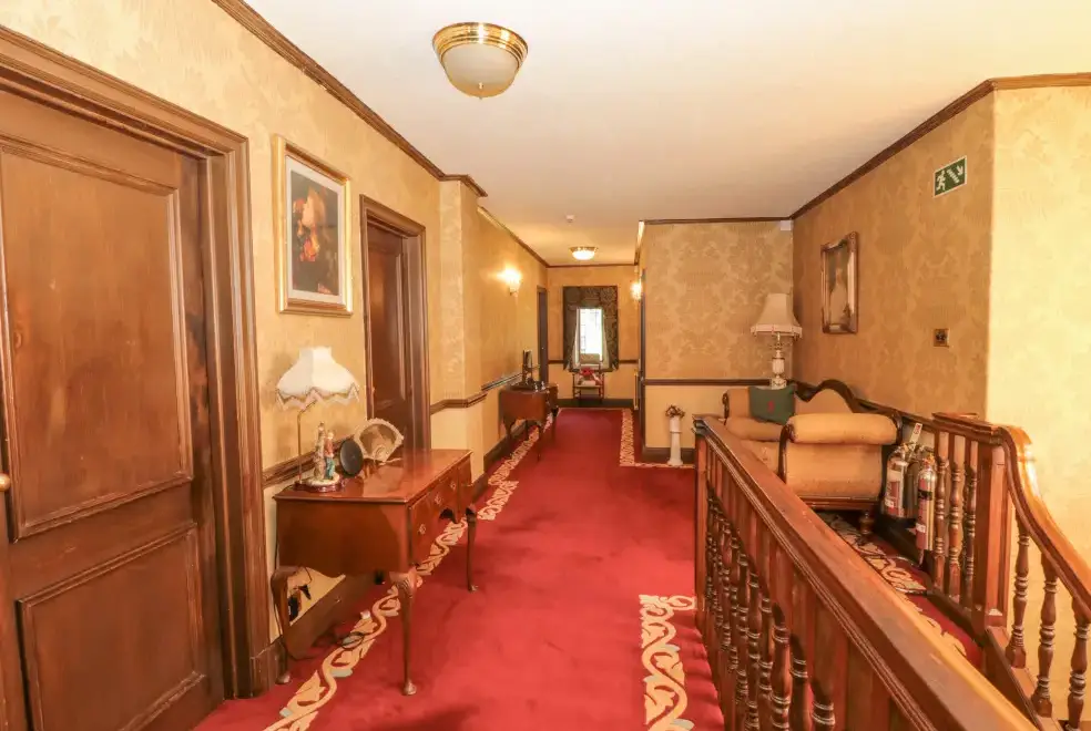 Drawing room at Highcliffe Manor