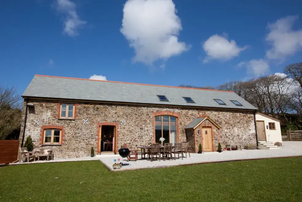 Higher Forda, from the outside