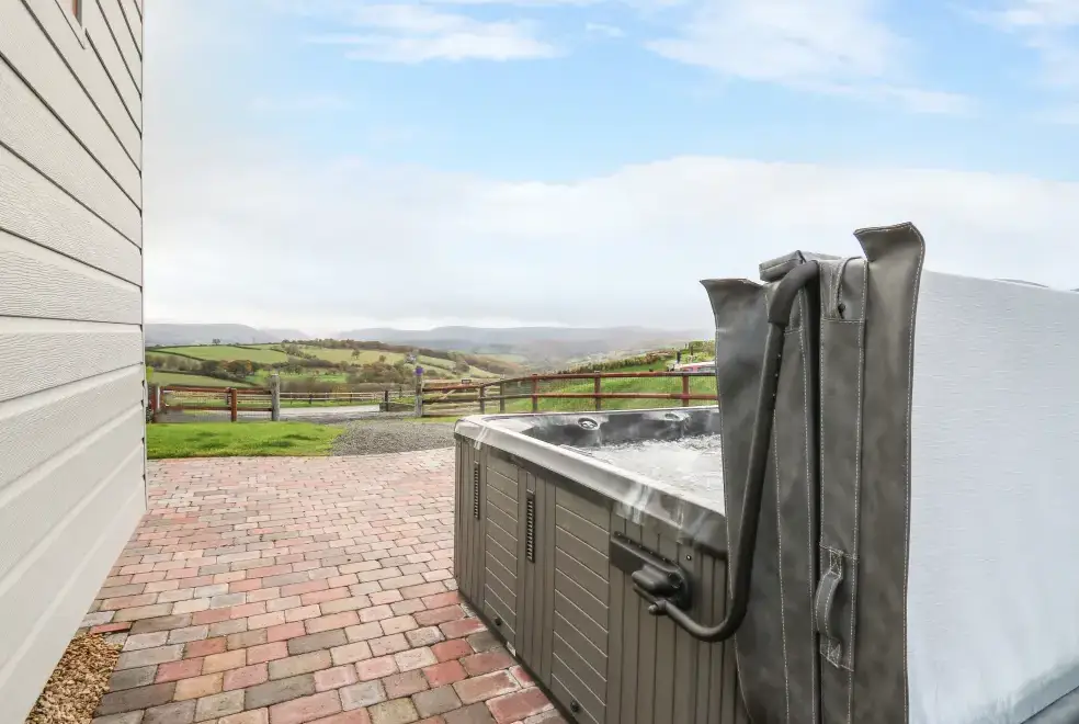 Private Hot Tub at Highland View