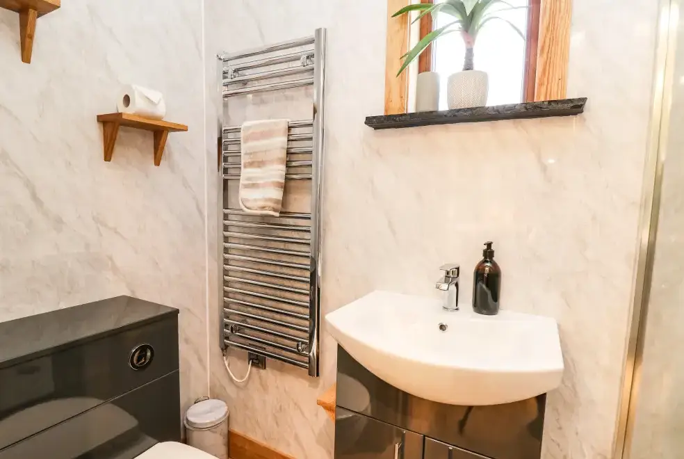 Loo at Highland View