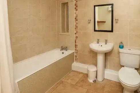 Family bathroom at Hill Top Cottage, Lincolnshire