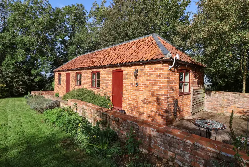 Hill Top Cottage, from the outside
