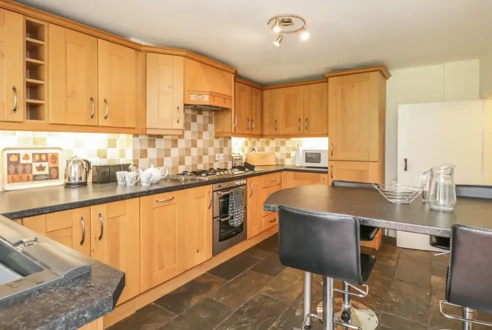 Kitchen/diner at Hillside Pet-Friendly Cottage for 7