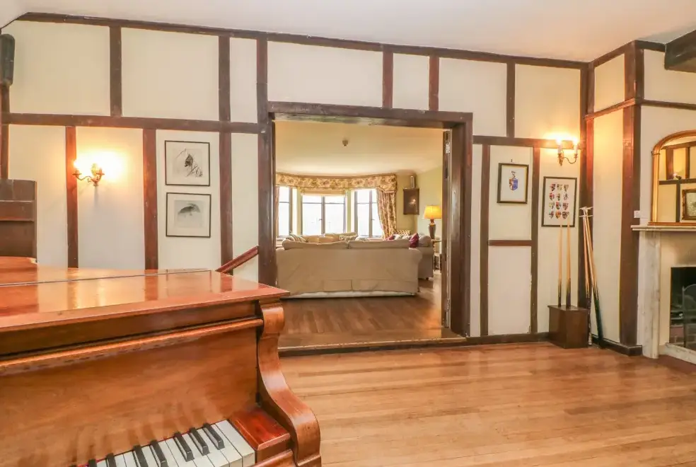 Lounge at Hoath House