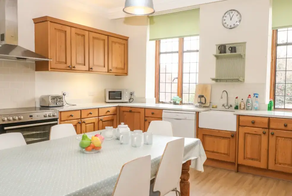 Kitchen/diner at Hoath House