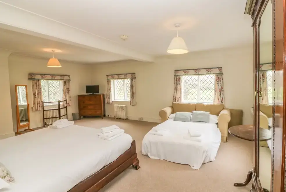 Bedroom at Hoath House