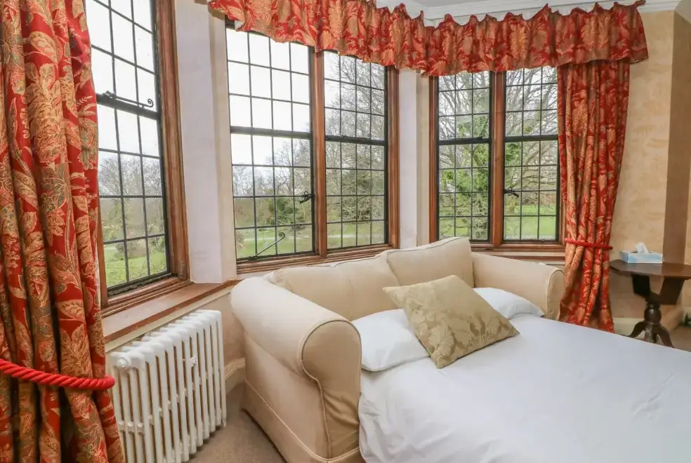 Bedroom at Hoath House