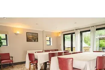 Dining room at Holly Tree House