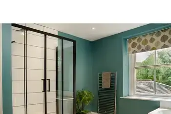 Shower room at Holly Tree House
