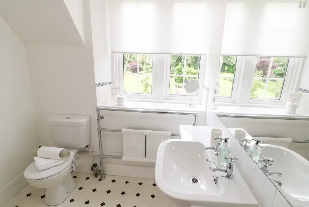 Family bathroom at Home Farm