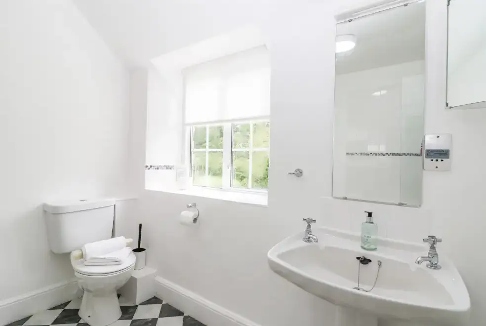 Family bathroom at Home Farm