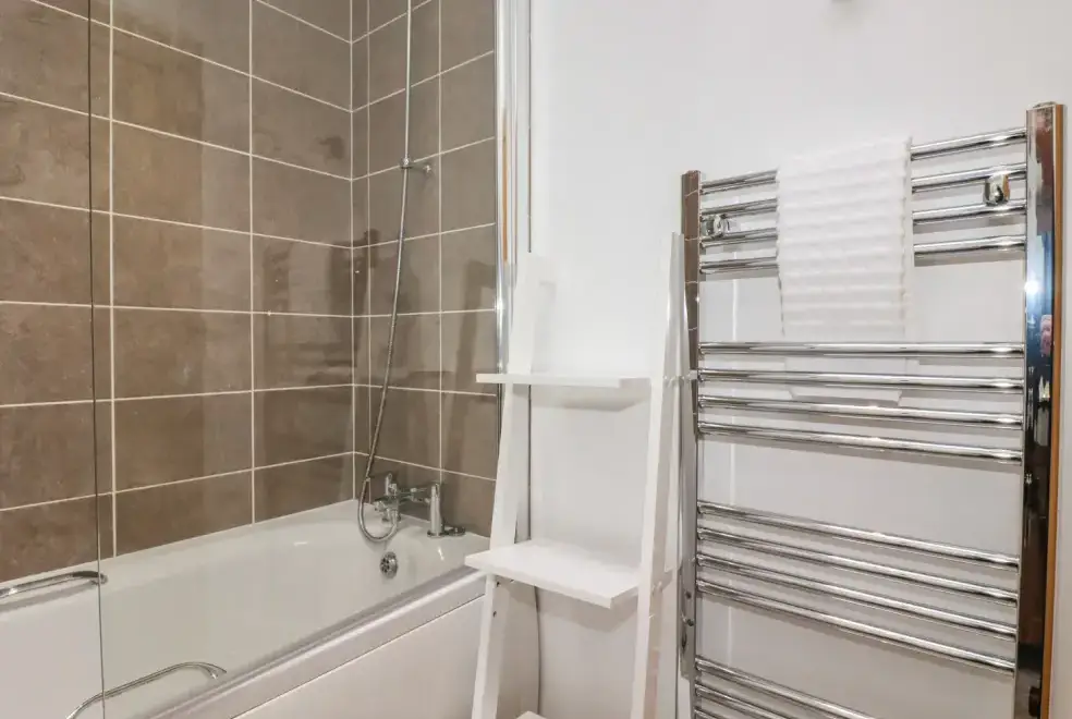 Family bathroom at Horizon View Lodge