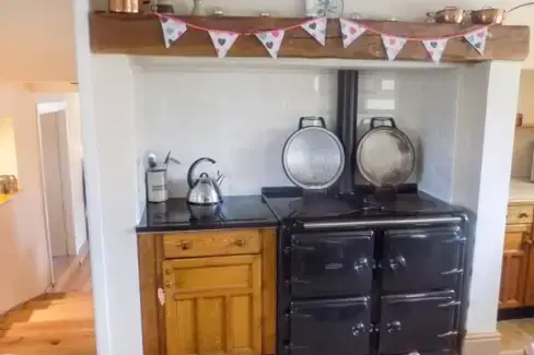 Farmhouse style kitchen at Horsley Head Holidays, County Durham