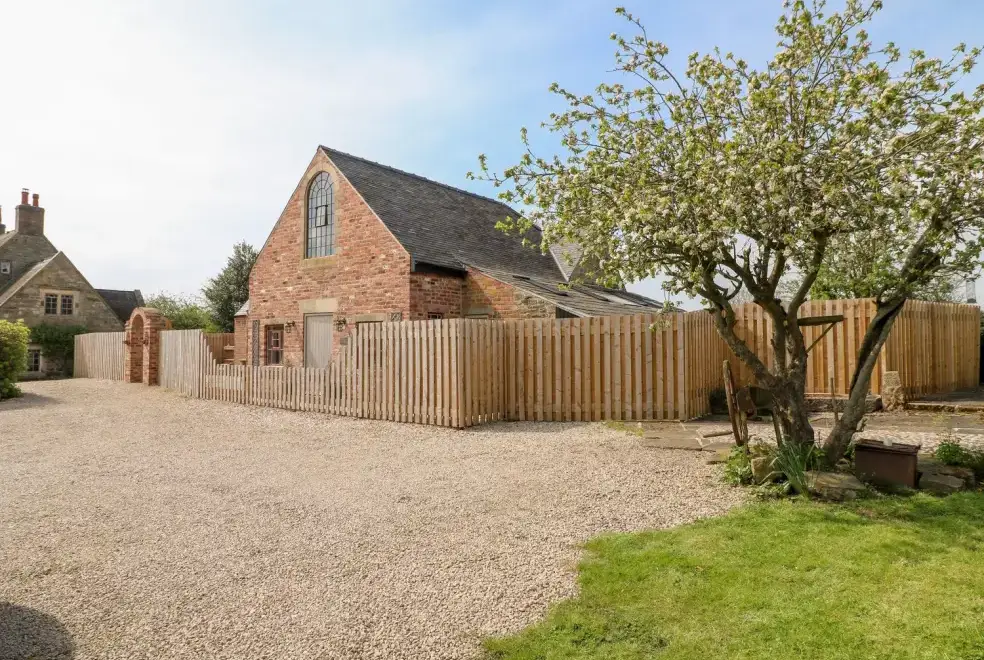 Hunters Lodge at Wildersley Farm, from the outside