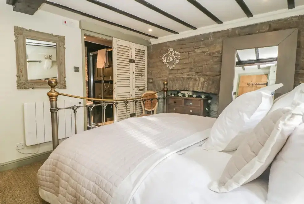Bedroom at In and Out Country Cottage, Yorkshire Dales