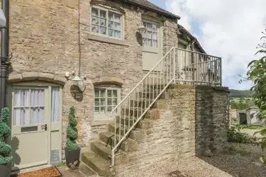 In and Out Country Cottage, Yorkshire Dales, Northern England, England