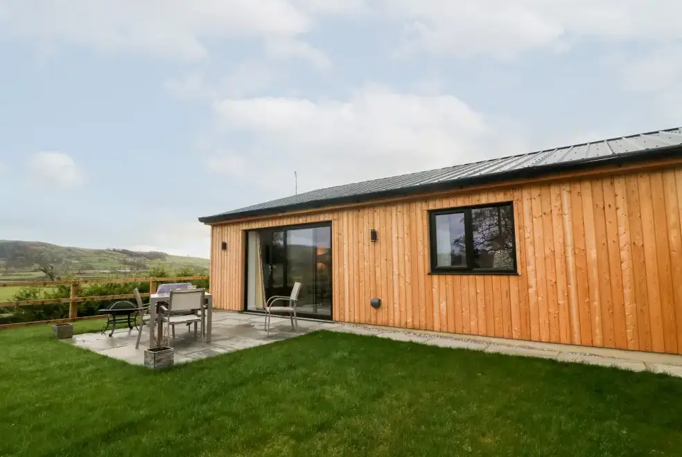 Ingleborough Lodge, from the outside