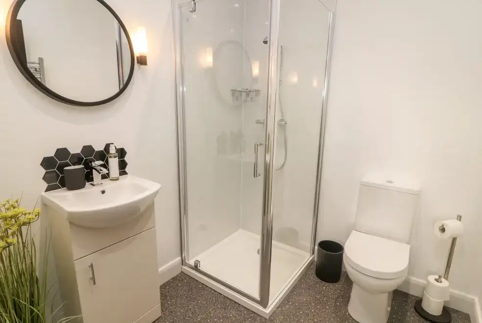 Shower room at Ingleborough Lodge