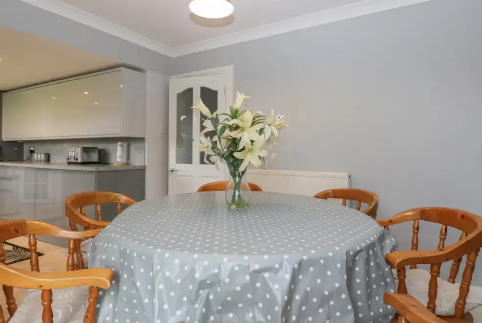 Dining room at Ingleside Family Cottage, Cotswolds